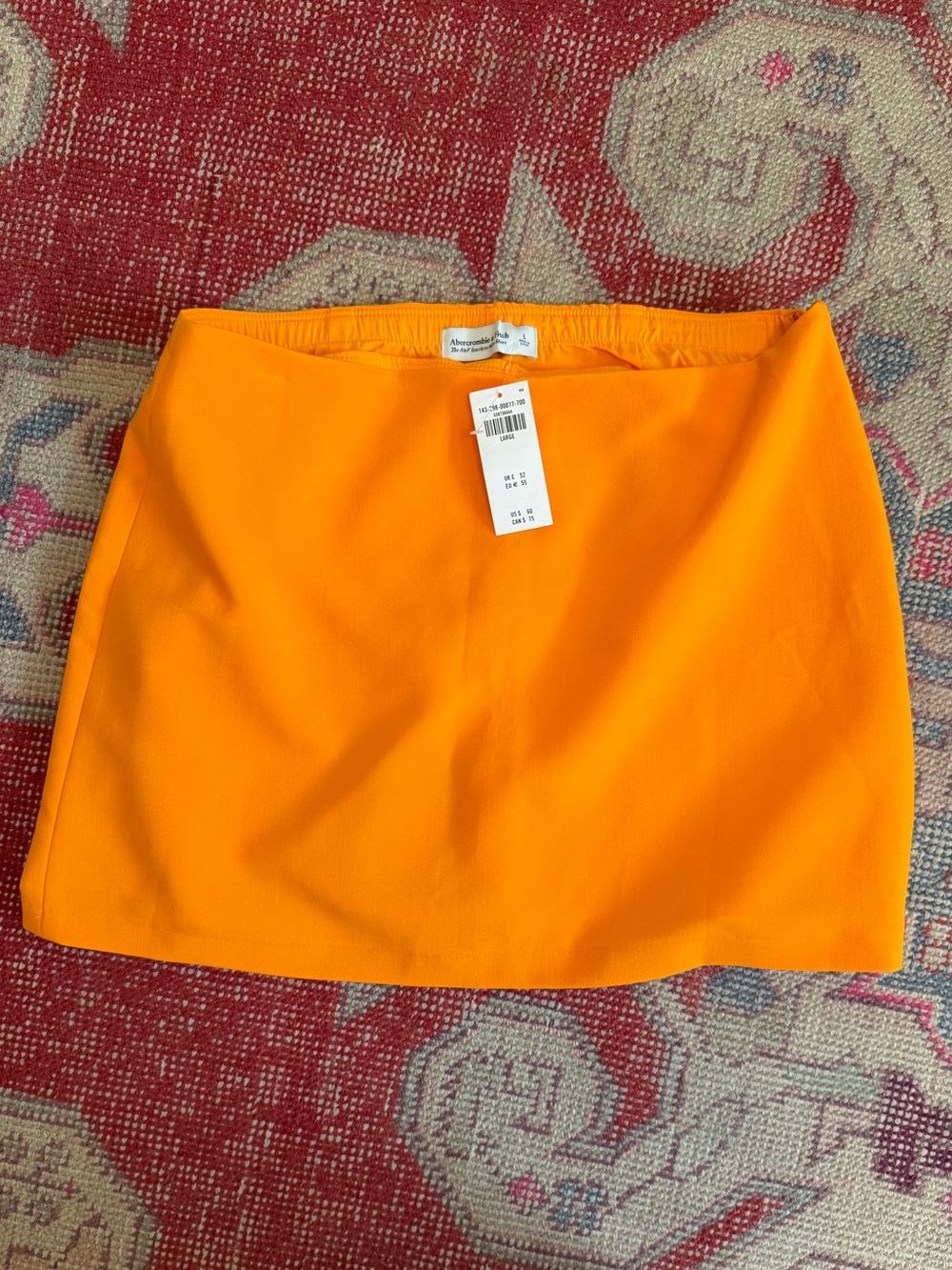 A&F Scarlett mini skort